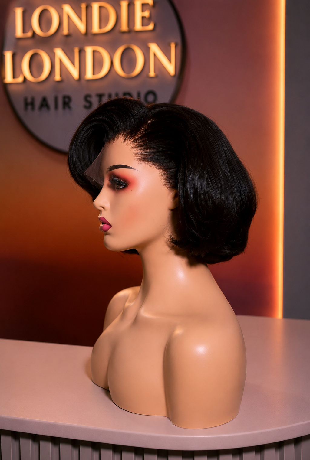 Hollywood Bob (Black)